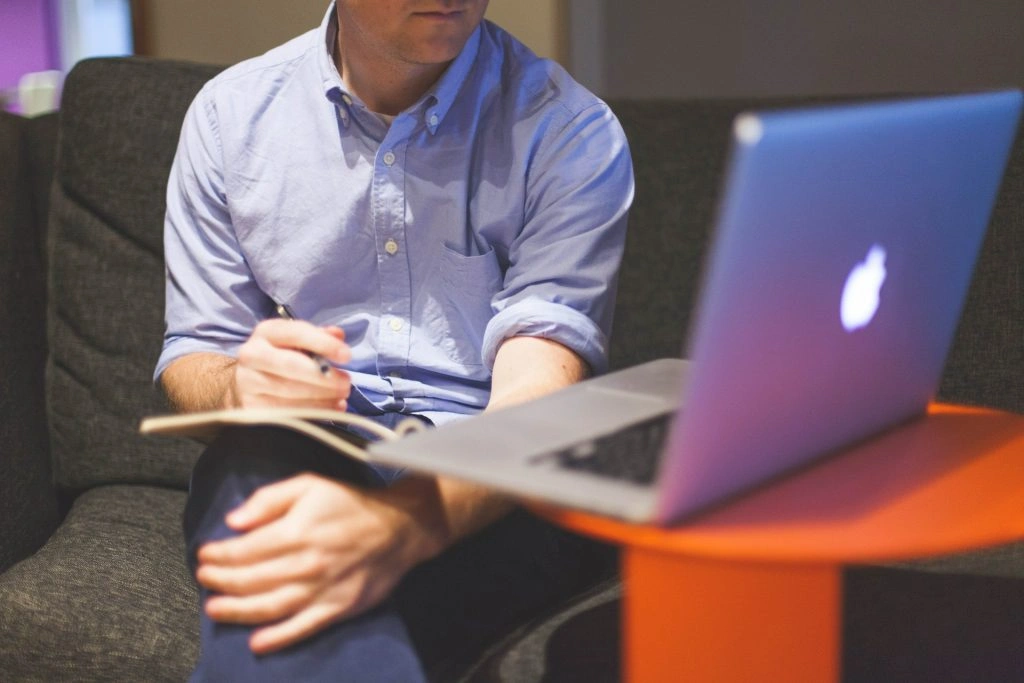 Impuestos que deben pagar las empresas